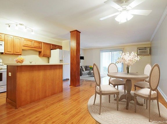2nd image of 902 W Alleghany Dr APT 1C