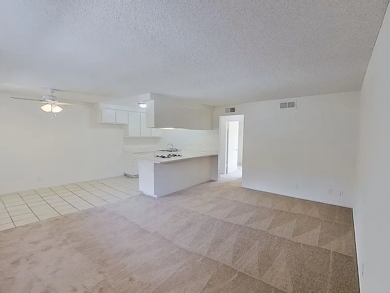 521 N. Tustin Ave — Photo 30