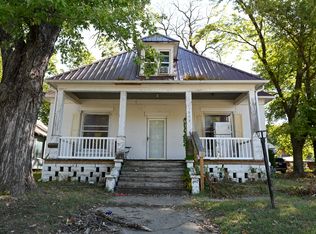 804 N Main St, Nevada, MO 64772