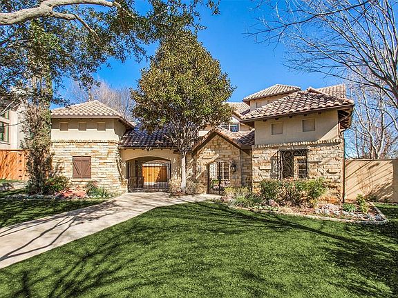 2nd image of 8 Green Park Dr