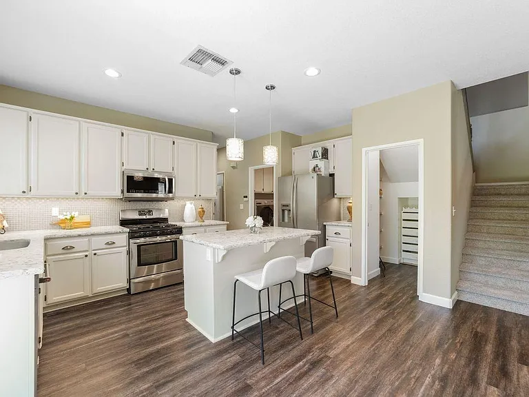 2312 Medallion Way — Photo 6