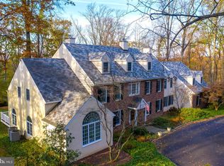 6045 Lower Mountain Rd, New Hope, PA 18938