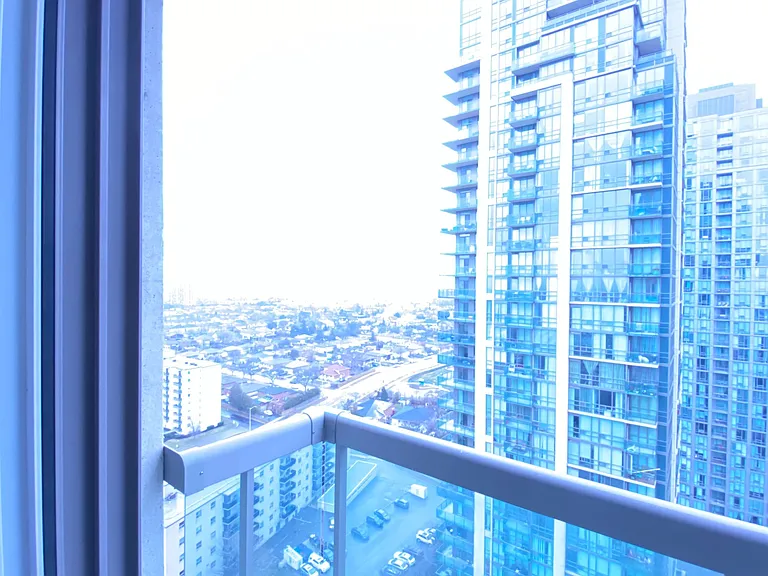 3504 Hurontario St #3107 — Photo 12