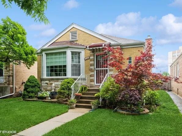 1400 Dobson St, Evanston, IL 60202