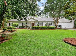 23027 Ruth St, Mandeville, LA 70471