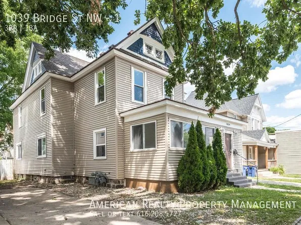 1039 Bridge St NW, Grand Rapids, MI