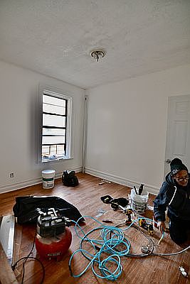 3rd image of 2067 Vyse Ave APT 3