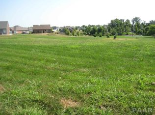 709 Dallas Rd, Washington, IL 61571