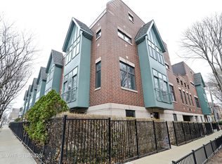 2757 N Greenview Ave #A, Chicago, IL 60614