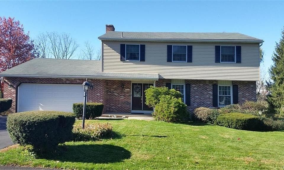 1st image of 435 Dogwood Ln