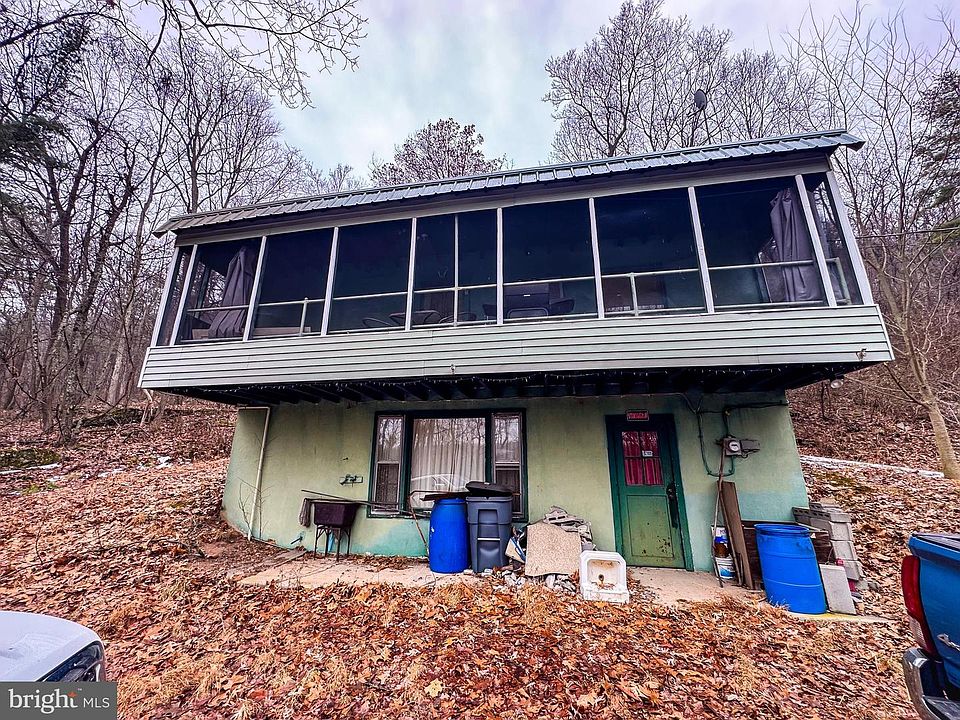 1st image of 17356 Dayton Ln