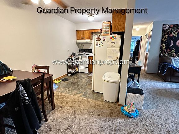 4th image of 105 Dean Ave E #16