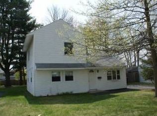 44 Lincoln Ave, Colonie, NY 12205