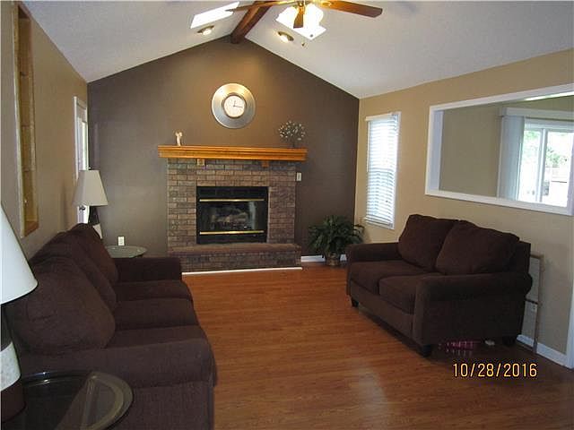 1st image of 509 Airway Ln