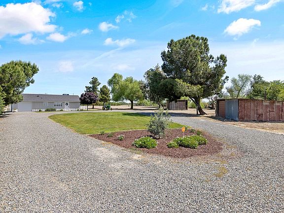 2nd image of 14748 Idaho Avenue