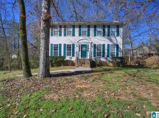 101 Saint Charles Dr, Helena, AL 35080