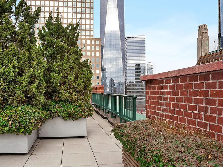 225 Rector Pl #3D — Photo 18