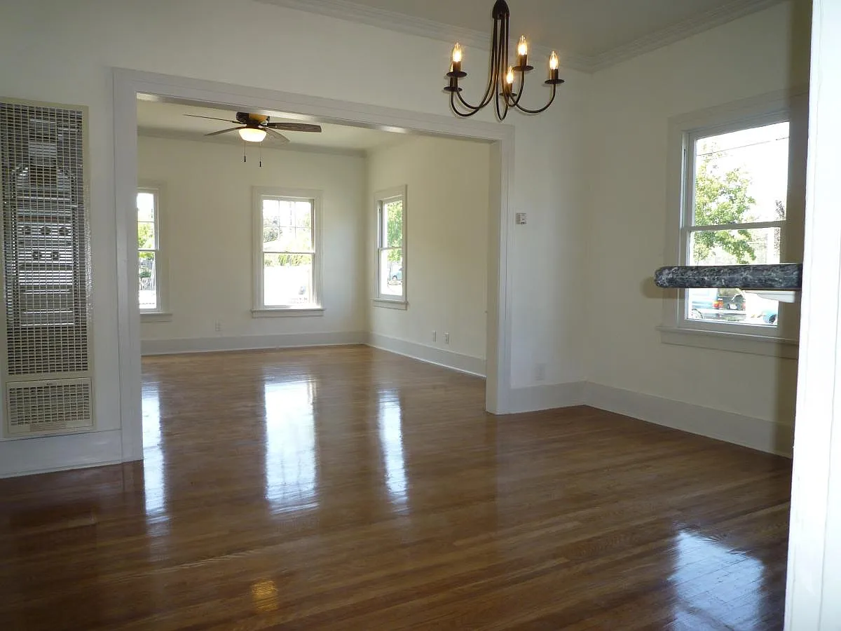 1 bed, 900 sqft, $2,550 — Photo 3