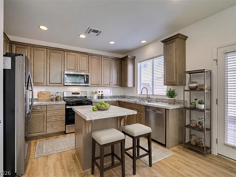 685 Taliput Palm Pl — Photo 27