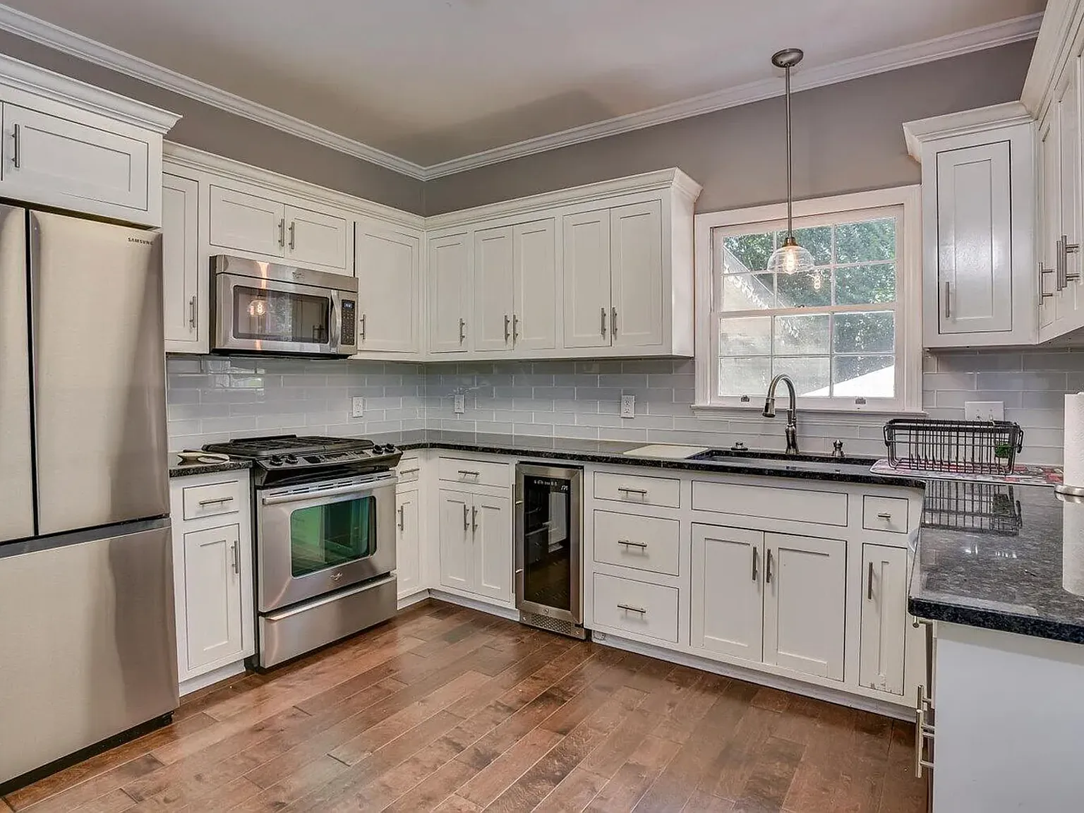 4 bed, 1920 sqft, $4,000 — Photo 4