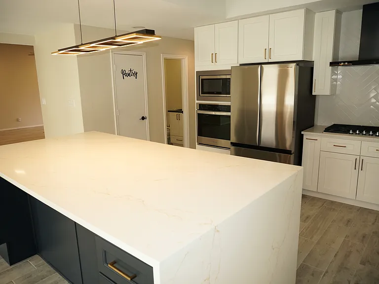 2721 Timberleaf Dr — Photo 3