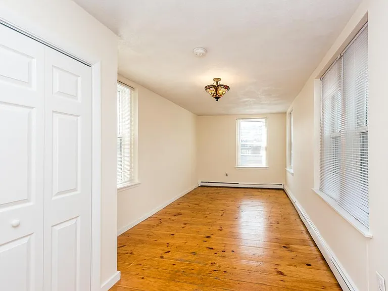 146 Salem St #5 — Photo 9