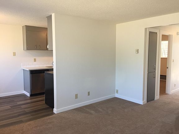 5th image of 702 Yakima Ave APT 8