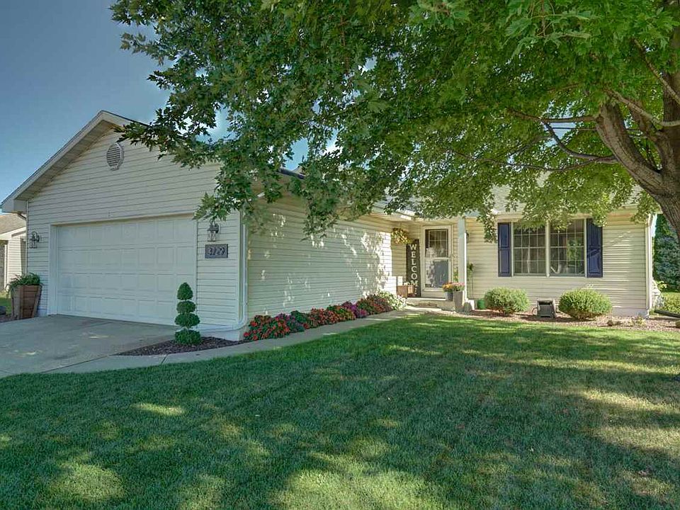 1st image of 3729 Sandhill Dr
