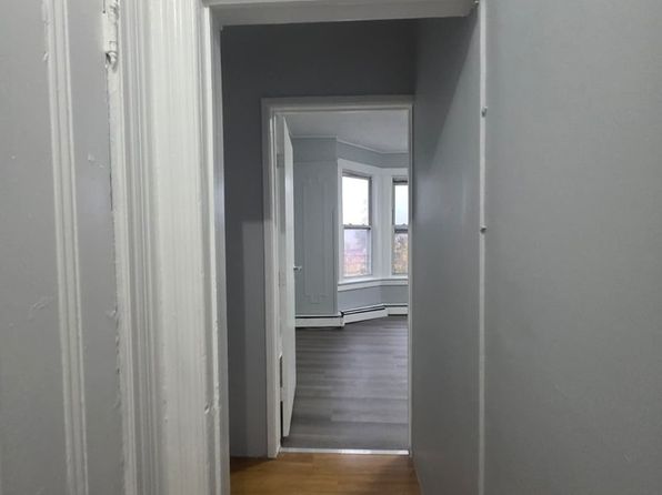 8 Garfield St