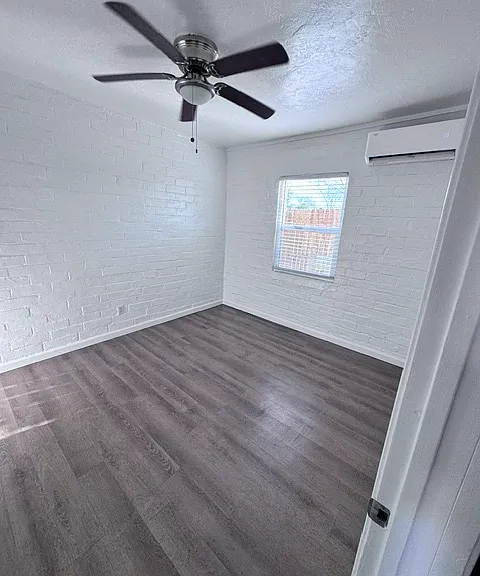 312-338 E 26th St #314 — Photo 7