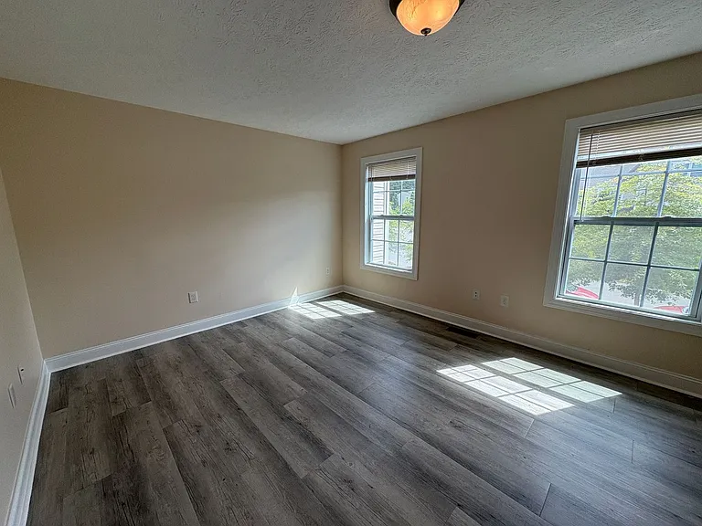 730 Twisted Oak Dr NW — Photo 5