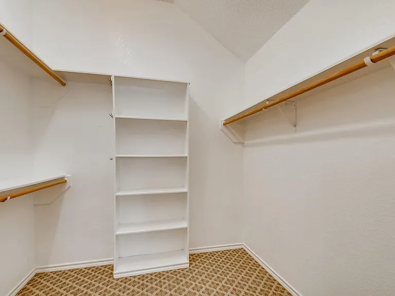 5930 River Bend Dr — Photo 25