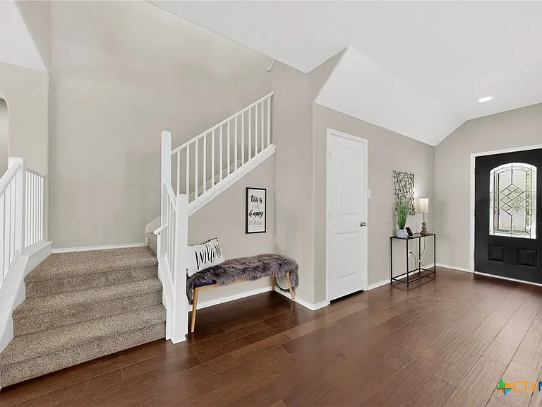 429 Sheepshank Dr — Photo 5