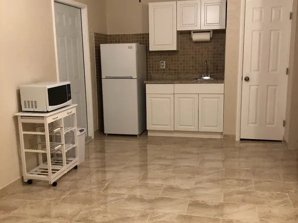 (undisclosed Address), Miami, FL 33175
