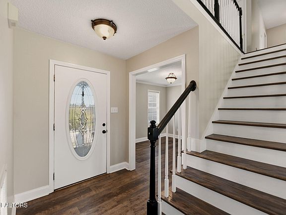 5th image of 4213 Foothills Dr