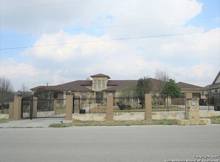 2410 Mountain Laurel Ln, San Antonio, TX 78245