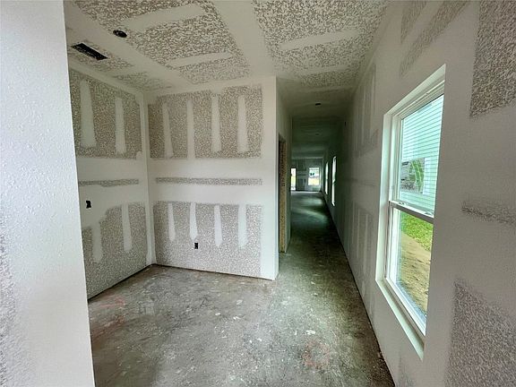 5th image of 95086 Gina St