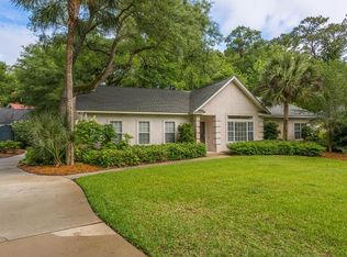 109 Long Point Dr, Saint Simons Island, GA 31522