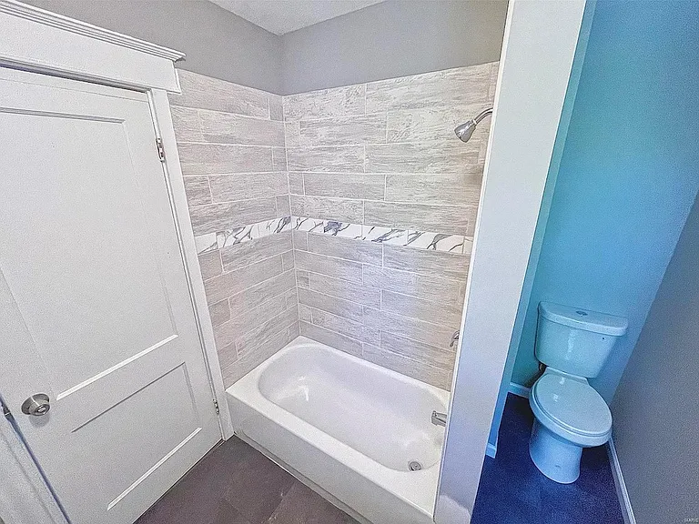 4219 Dewey Ave #A — Photo 12
