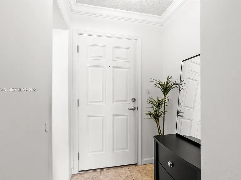 1170 NE 191st St #35 — Photo 16