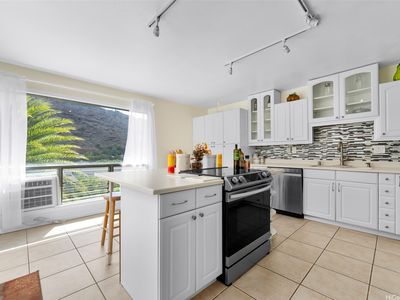 1090 Kumukumu St APT C, Honolulu, HI, 96825