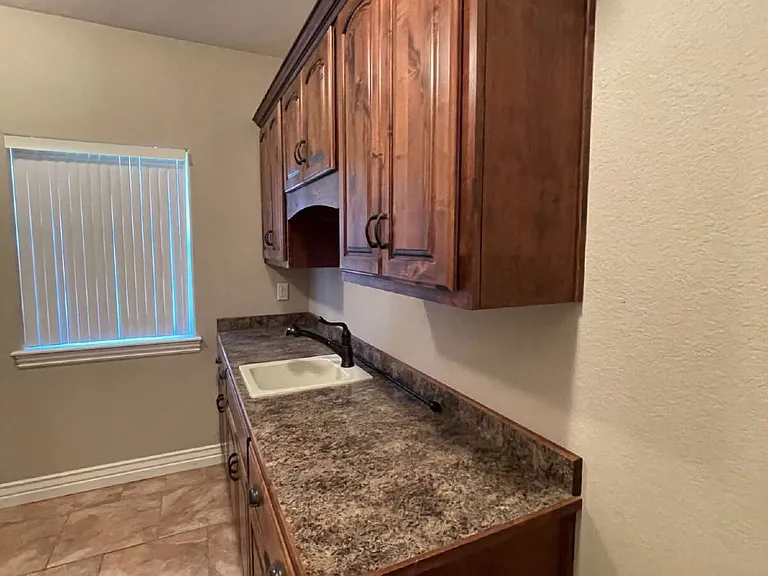 122 Millstone Ct — Photo 47