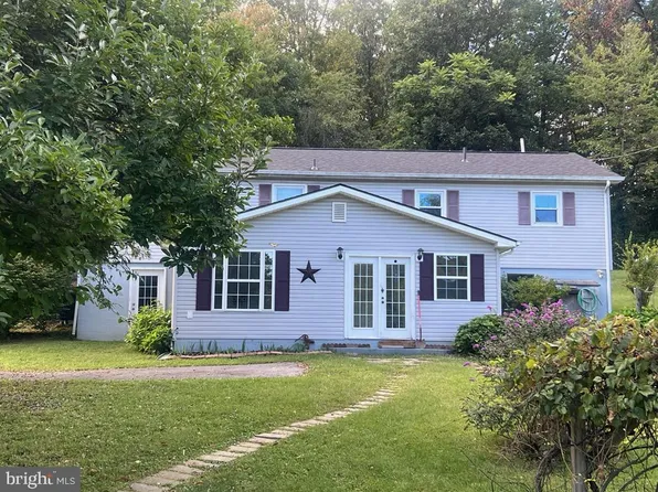3305 Butts Mill Rd, Hedgesville, WV 25427