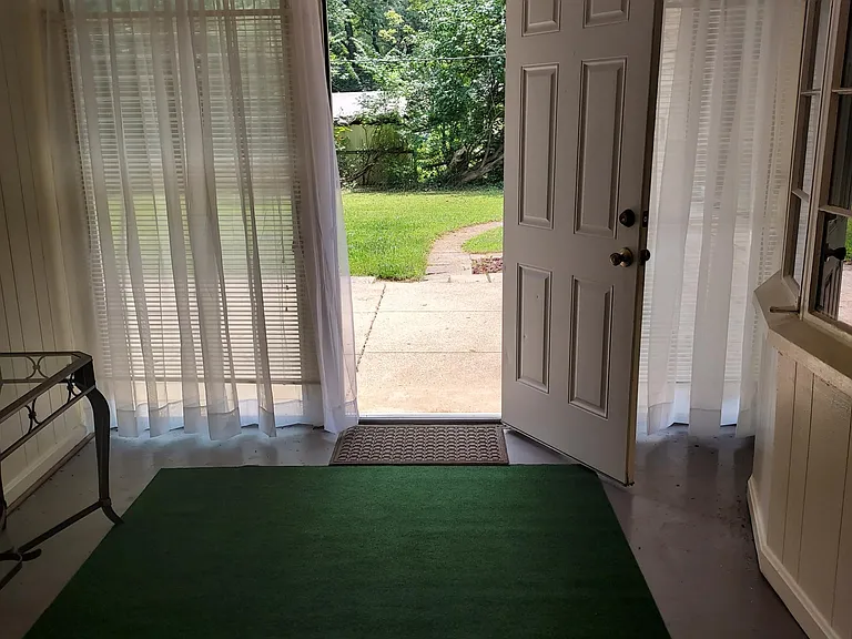 4255 Knollton Rd — Photo 37