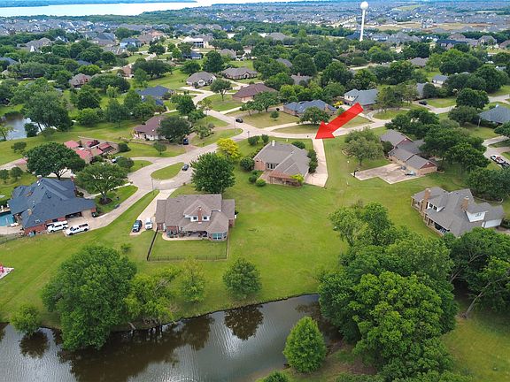 2nd image of 19 Las Brisas Cir