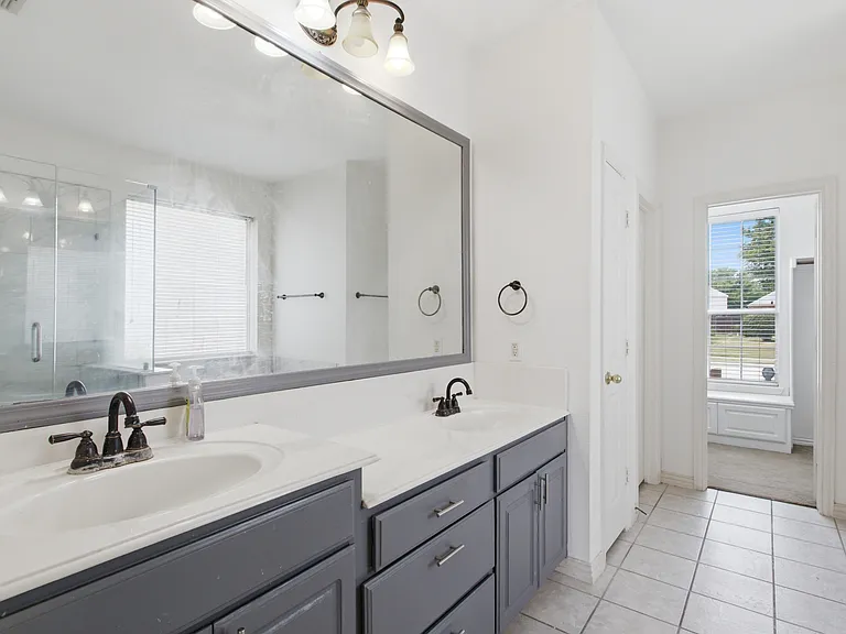 7852 Rainbow Falls Dr — Photo 20
