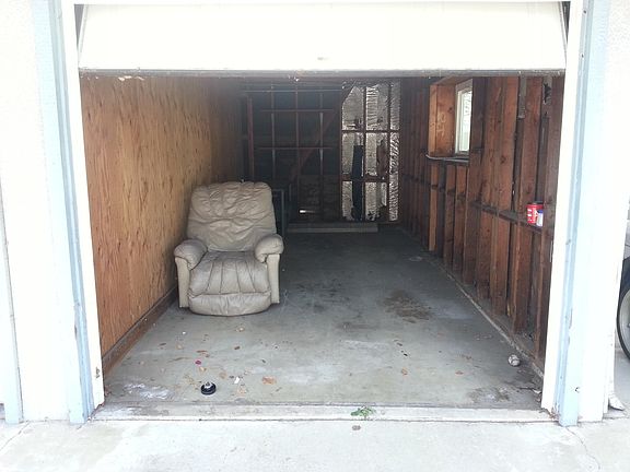 5th image of 838 S Chapel Ave Unit B