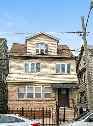 9 Western Pkwy #1 Photo 1