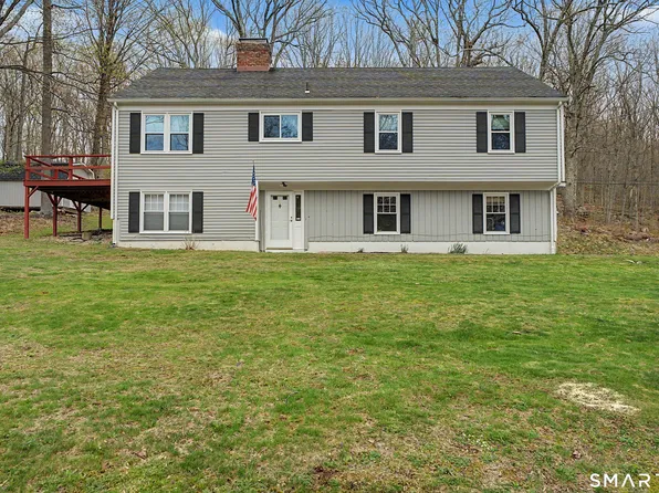 5 Kimberly Lane, Woodbury, CT 06798