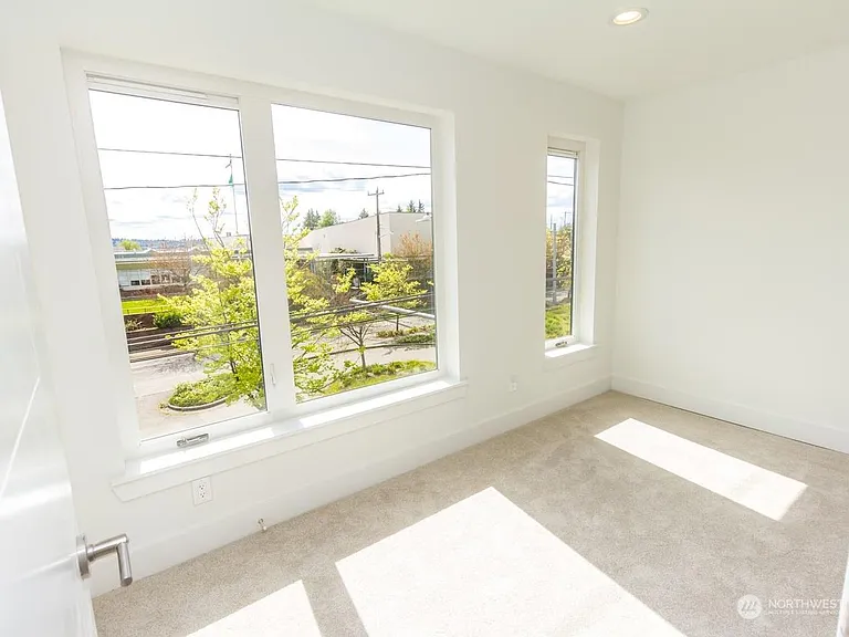 7100 Beacon Ave S #S7100 — Photo 9